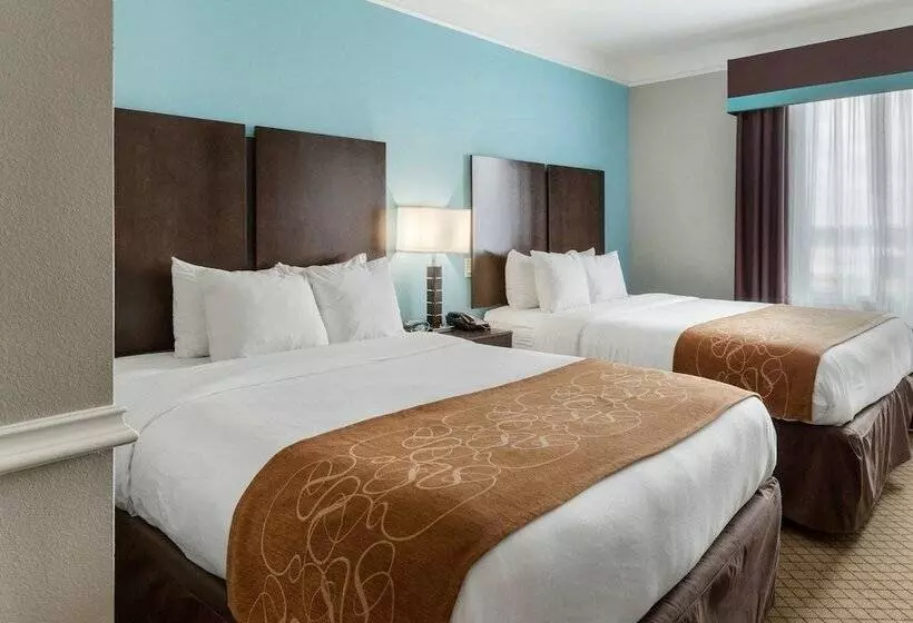 فندق Comfort Suites At Katy Mills