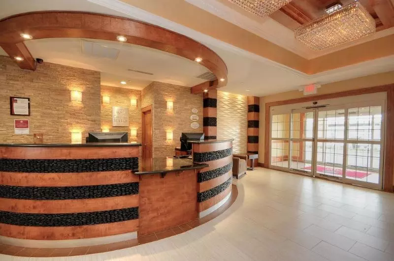 فندق Comfort Suites At Katy Mills