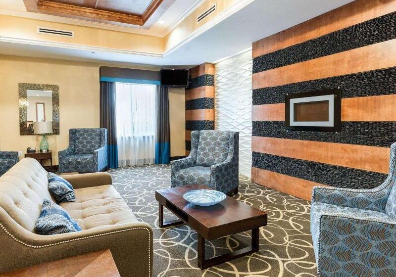 בית מלון כפרי Comfort Suites At Katy Mills