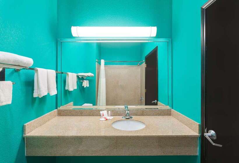 ホテル Days Inn By Wyndham Kemah