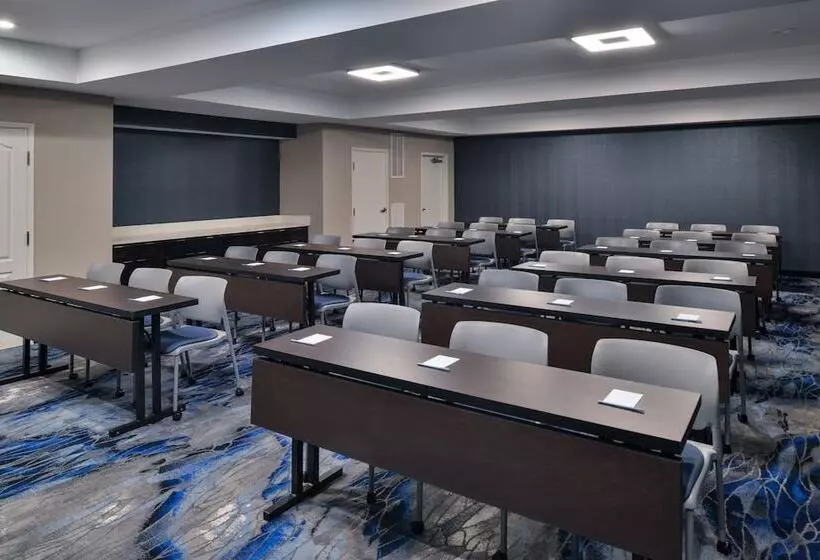 בית מלון כפרי Fairfield Inn & Suites Goshen Middletown