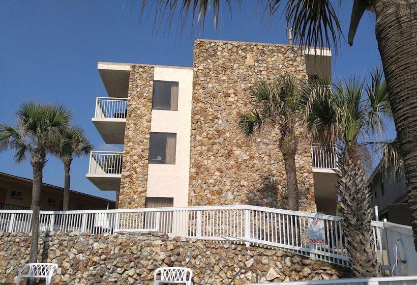 Отель Flamingo Inn Beachfront