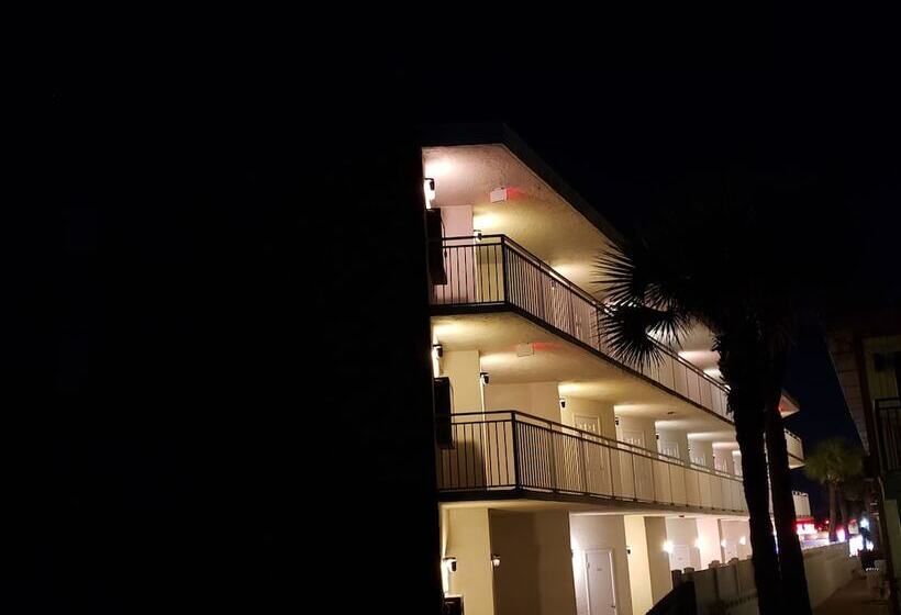 Отель Flamingo Inn Beachfront