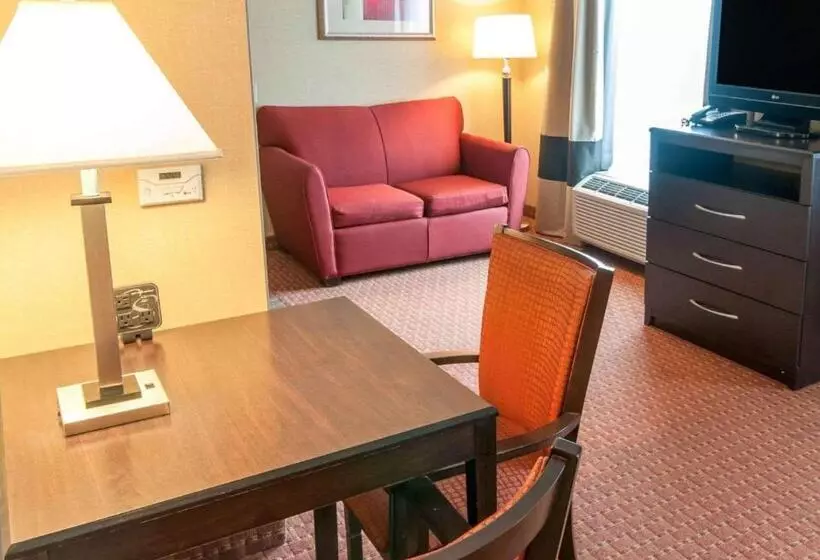 ホテル Spark By Hilton Exton