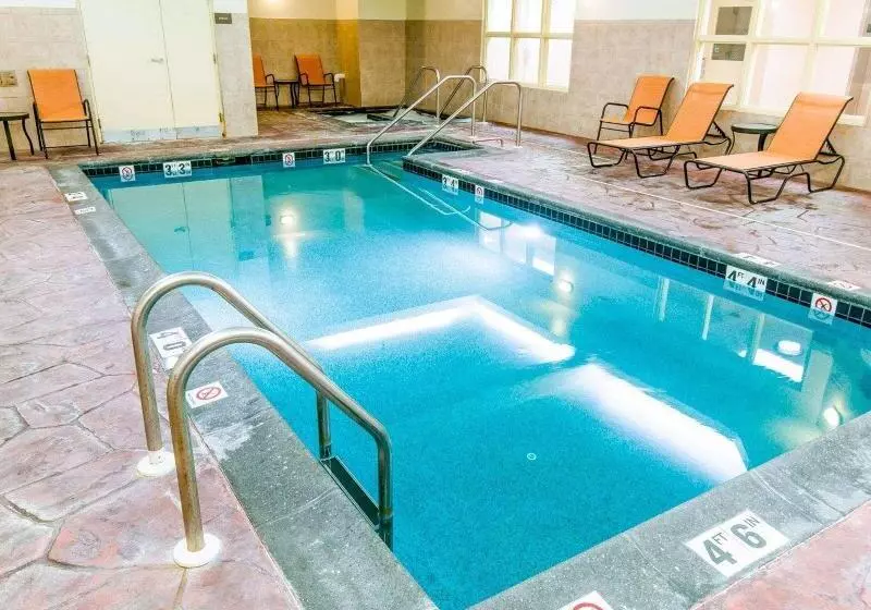 ホテル Spark By Hilton Exton