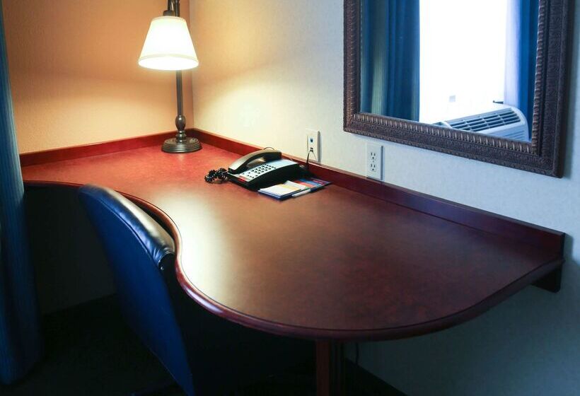 酒店 Hampton Inn Morehead