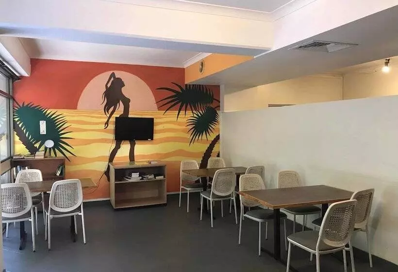 בית מלון כפרי Koala Beach Resort Cairns