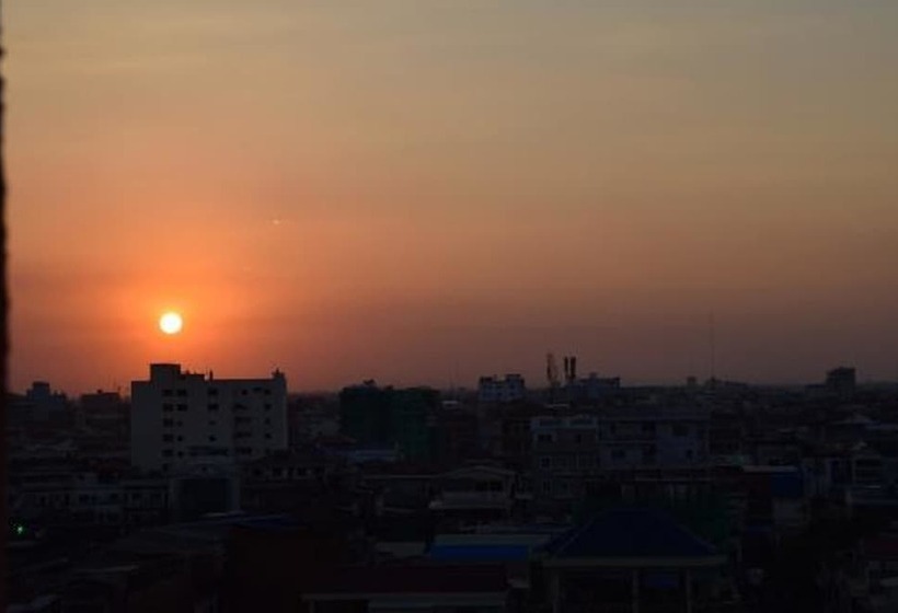 Отель Lucky Star 2