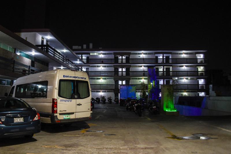 בית מלון כפרי Expo Plaza Business And Family Guadalajara