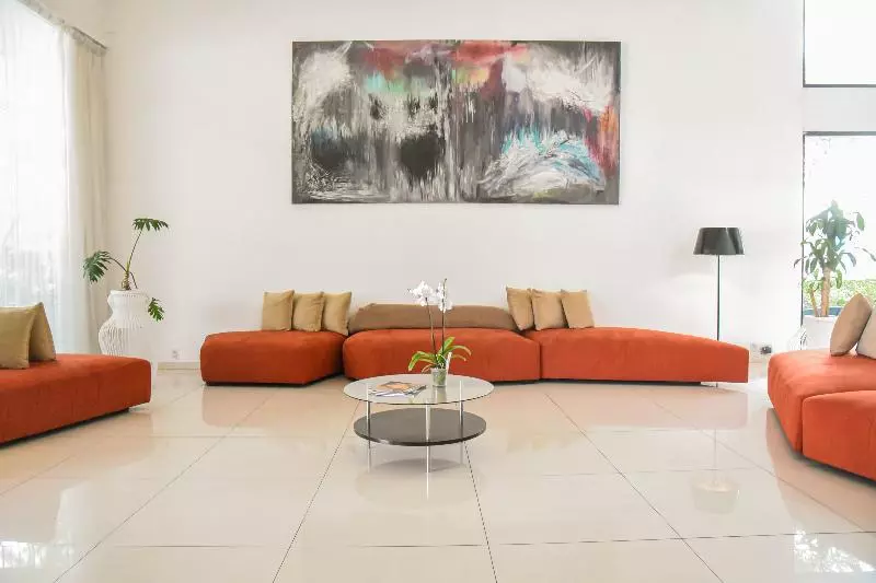 Отель Expo Plaza Business And Family Guadalajara