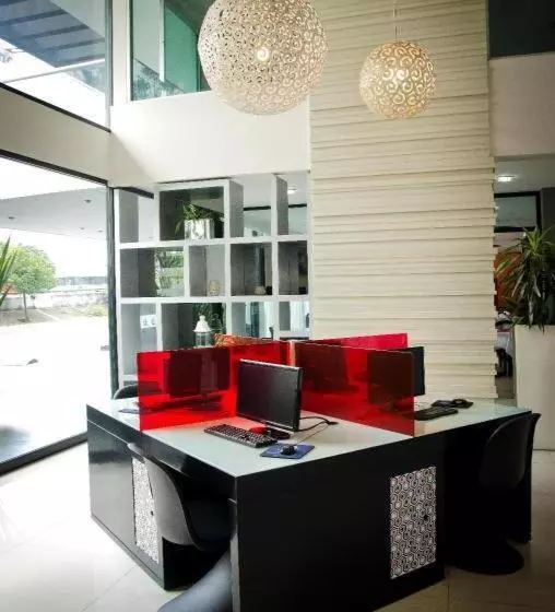 Отель Expo Plaza Business And Family Guadalajara