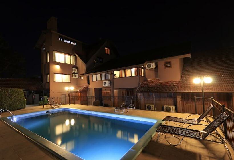 Hotel Pousada Do Verde Gramado