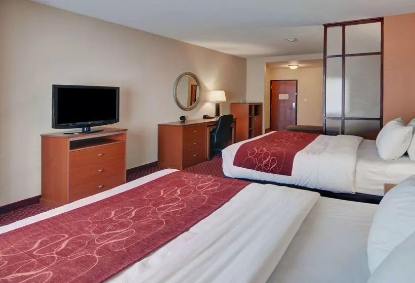 فندق Quality Suites Near Cedar Creek Lake