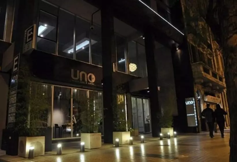 هتل Uno Buenos Aires Suites