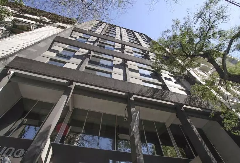 هتل Uno Buenos Aires Suites