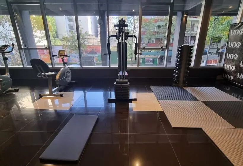 هتل Uno Buenos Aires Suites