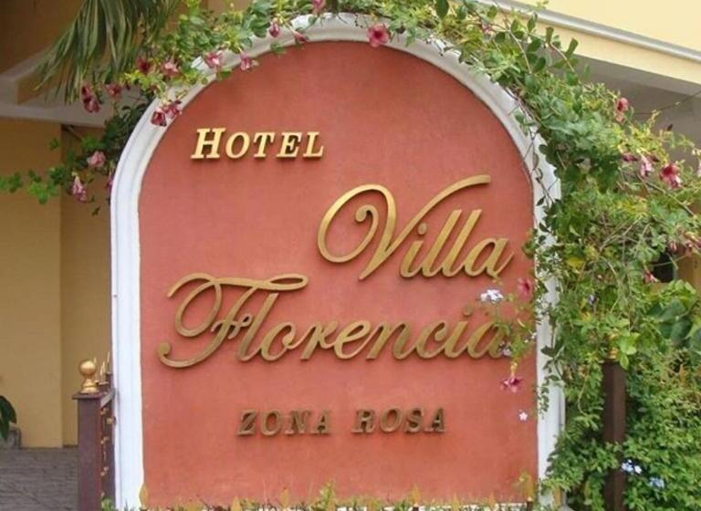 هتل Villa Florencia Zona Rosa