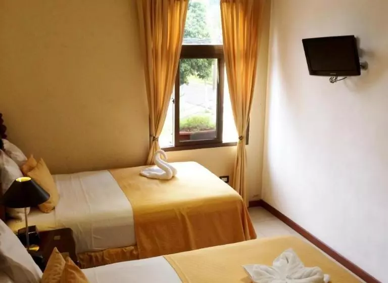 호텔 Villa Florencia Zona Rosa