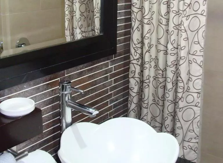 호텔 Villa Florencia Zona Rosa