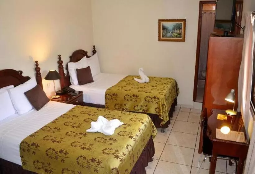 호텔 Villa Florencia Zona Rosa