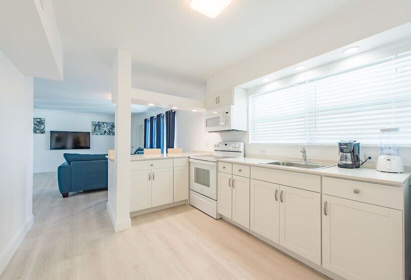 فندق على الطريق Sea Beach Plaza