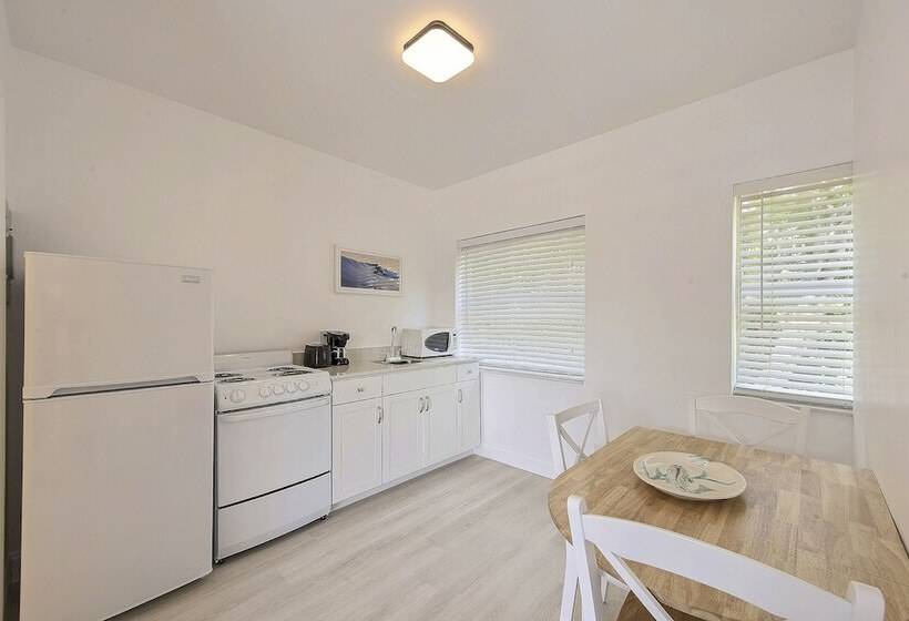 فندق على الطريق Sea Beach Plaza