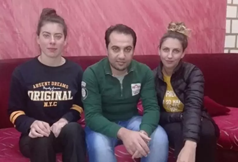 هاستل The Emerald