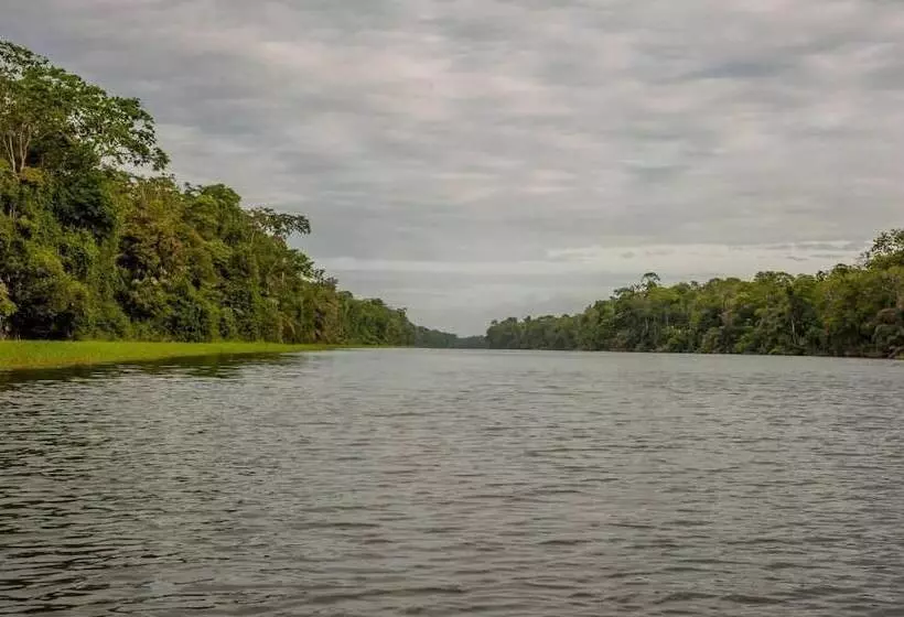 Aamiaismajoitus (B&B) El Icaco Tortuguero