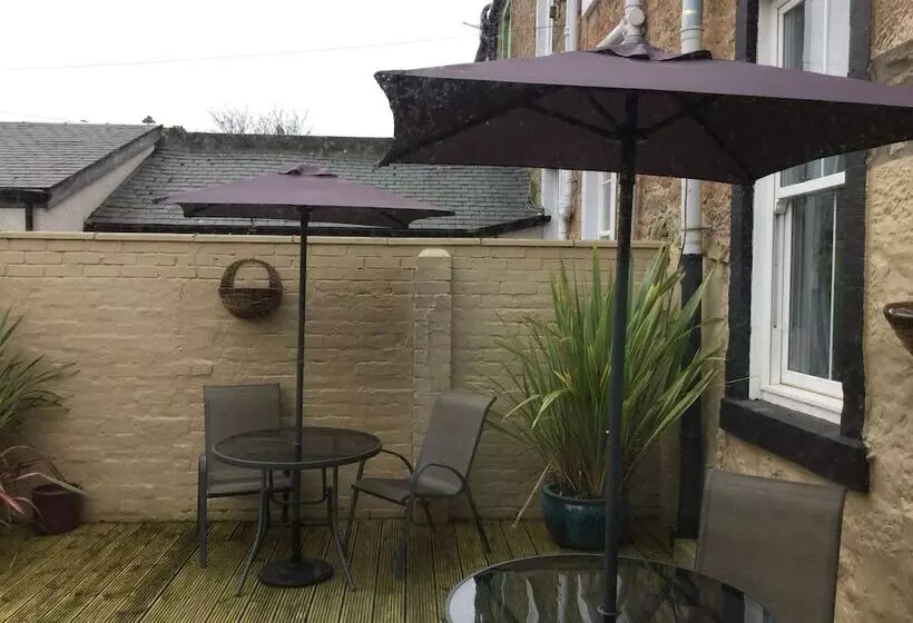 Nocleg ze śniadaniem Bythesea Guest House