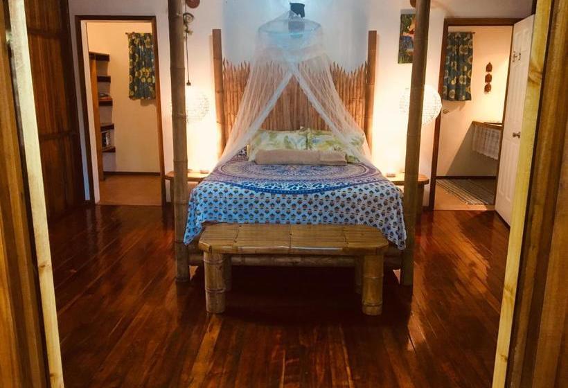 Coral Hill Bungalows