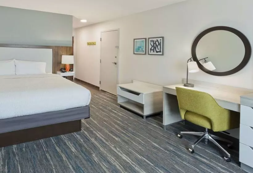 Hampton Inn & Suites Phenix City Columbus Area