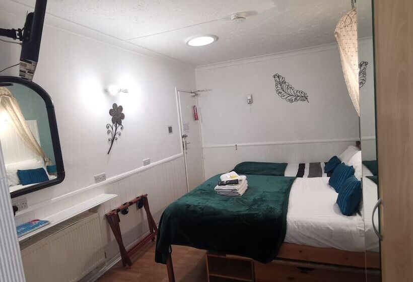 בית מלון כפרי Aquarius B&b