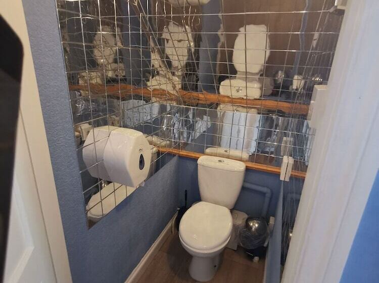 בית מלון כפרי Aquarius B&b