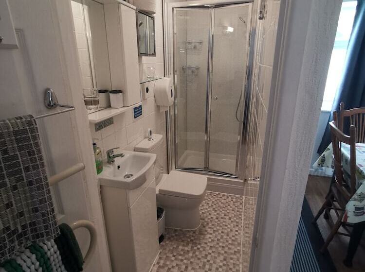 בית מלון כפרי Aquarius B&b