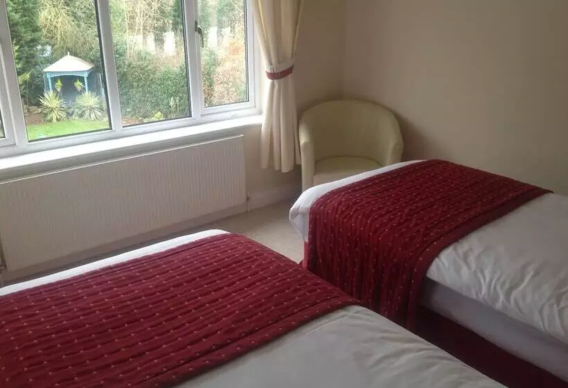 בית מלון כפרי Avonpark House