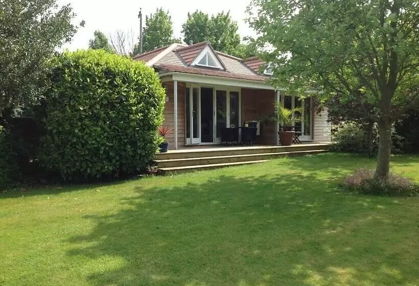 Hotel Beaconsfield Farm