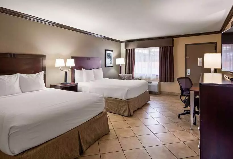 호텔 Best Western Plus Raton