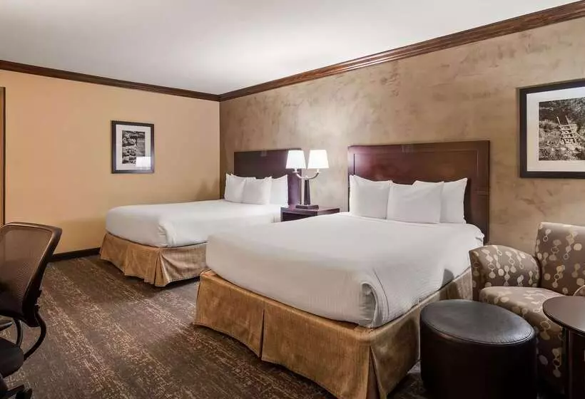 호텔 Best Western Plus Raton