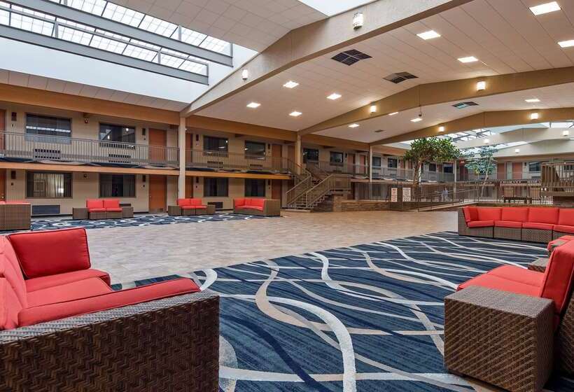 فندق Best Western Plus Raton