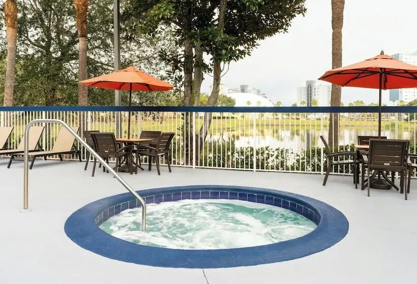 ホテル City Express by Marriott Orlando International Drive