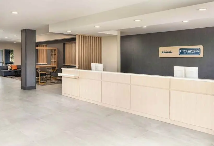 ホテル City Express by Marriott Orlando International Drive