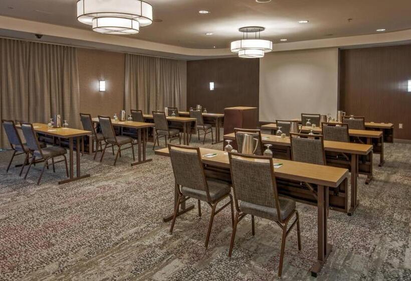 فندق Courtyard Newport News Airport