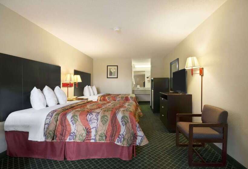 Отель Days Inn By Wyndham Alma