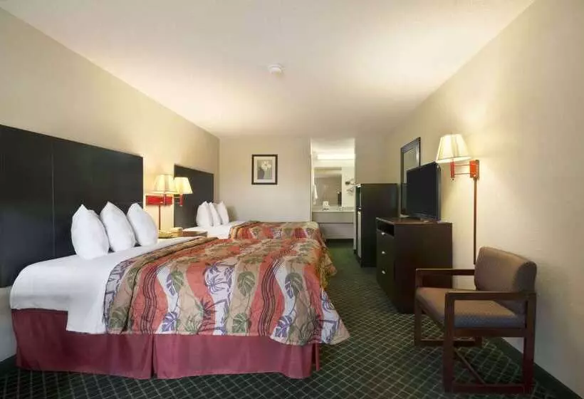 ホテル Days Inn By Wyndham Alma