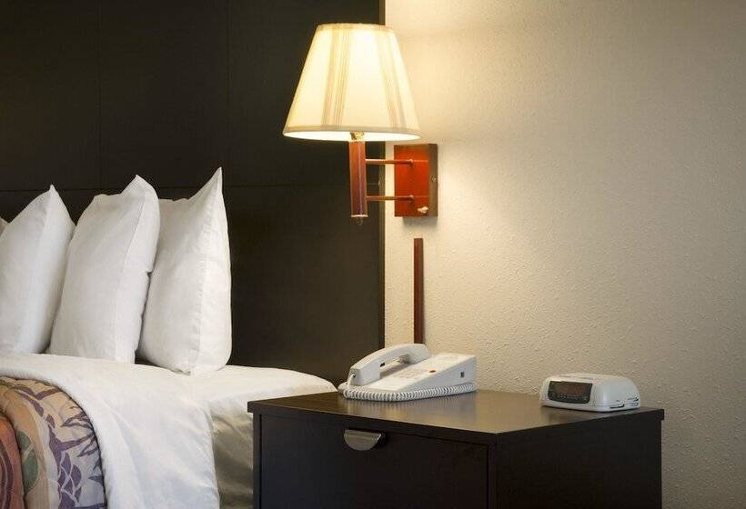 Отель Days Inn By Wyndham Alma