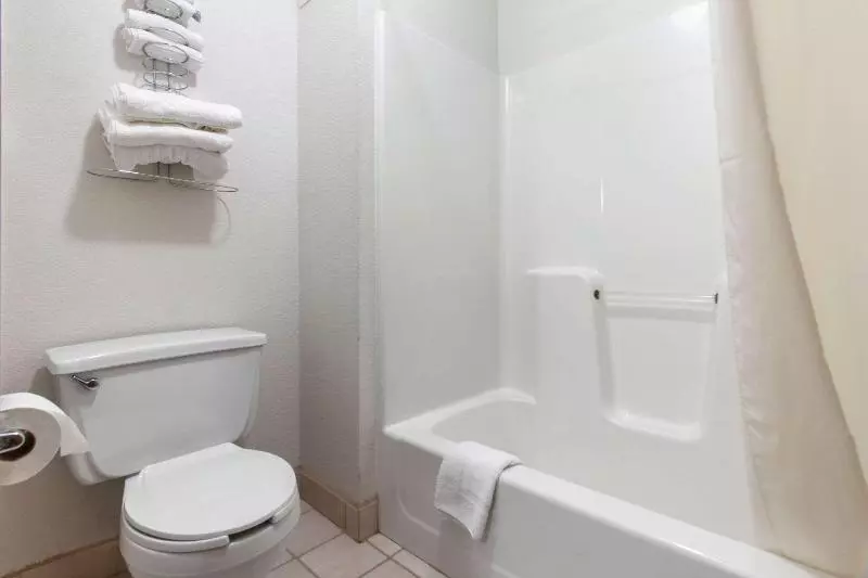 Отель Econo Lodge Oacoma