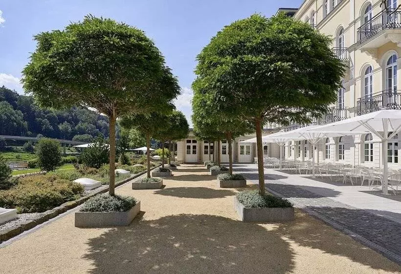 Otel Elbresidenz An Der Therme