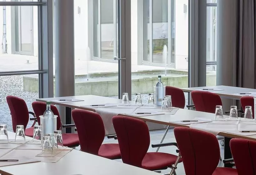 Otel Elbresidenz An Der Therme