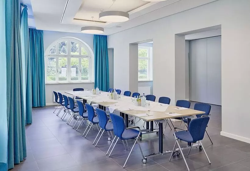 Otel Elbresidenz An Der Therme