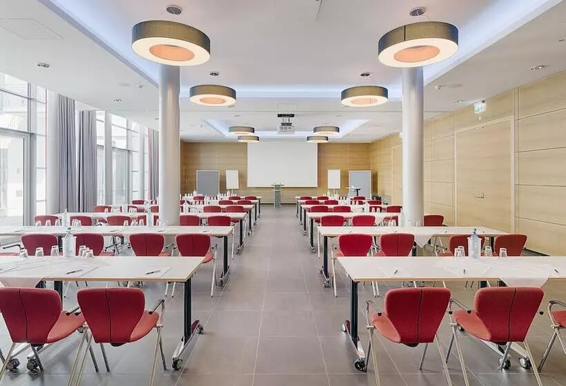 Otel Elbresidenz An Der Therme